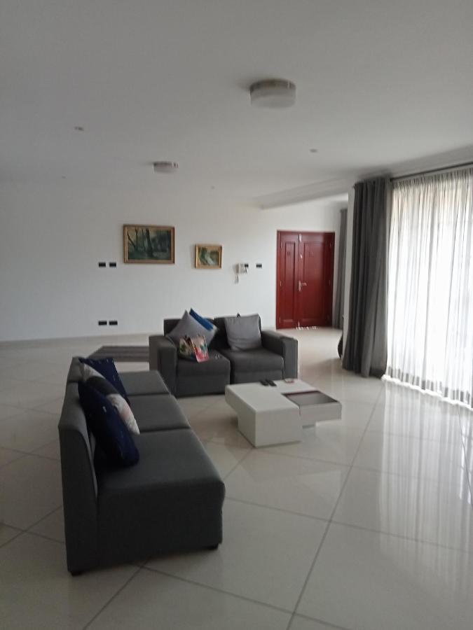 Tricia'S Place - One Family At A Time Apartment Accra Exterior photo